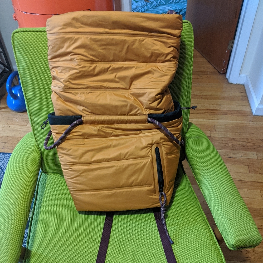 Lululemon Roksanda backpack - Picture 4 of 16